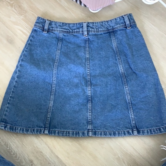 H&M denim skirt Size US 6 - Picture 2 of 2